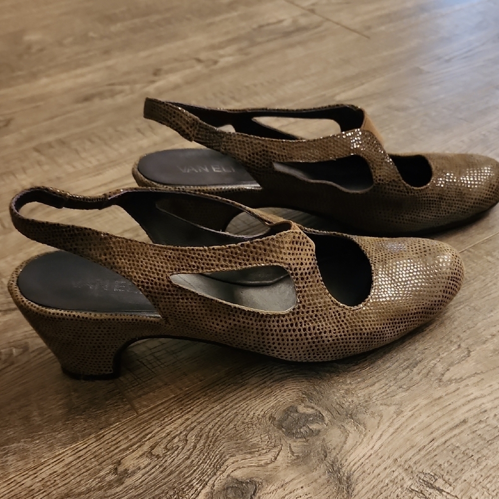 Vaneli Brown Heels Elegant Design‎ - Picture 5 of 9